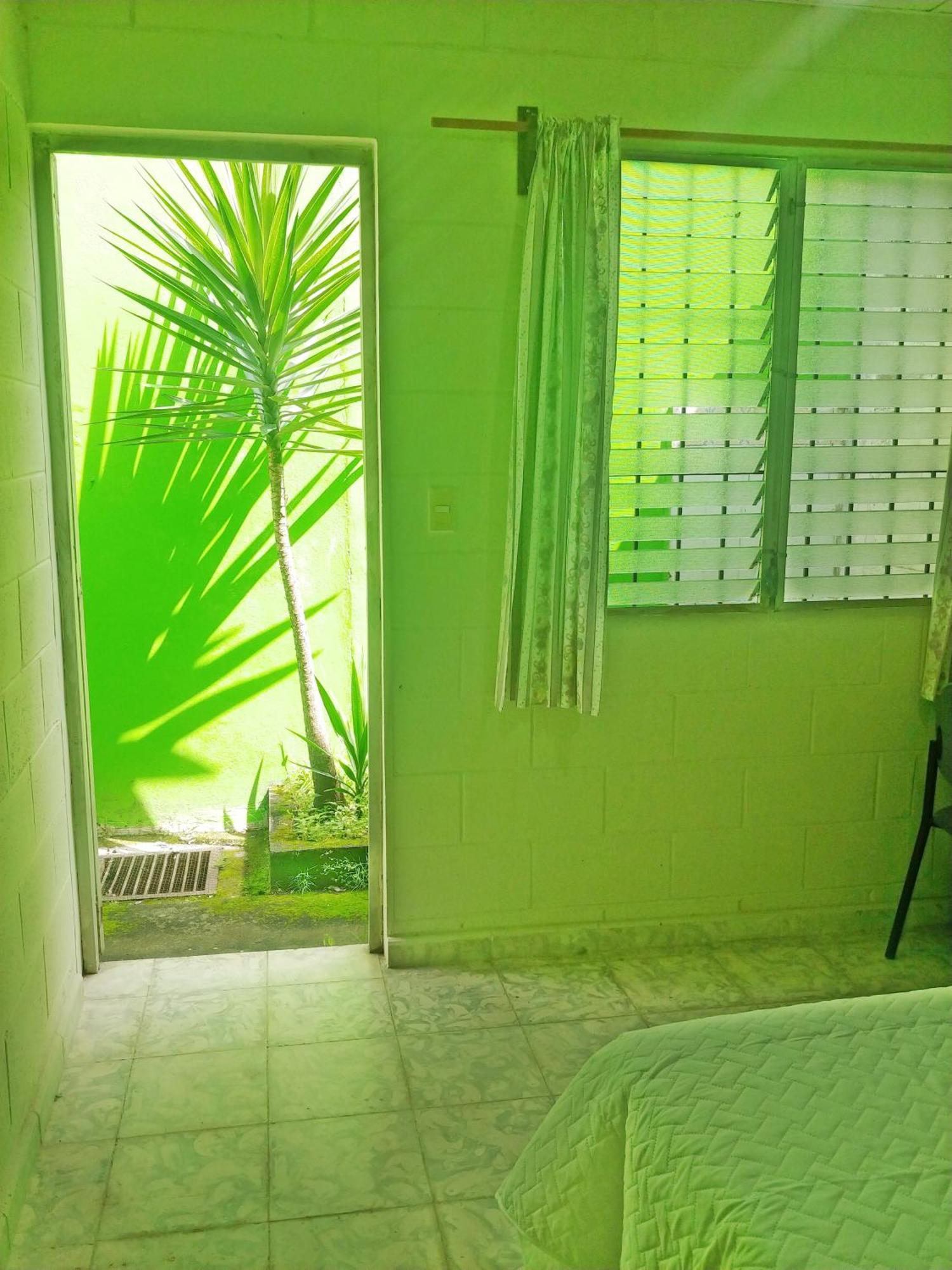 Brisas Apartment San Salvador Bagian luar foto